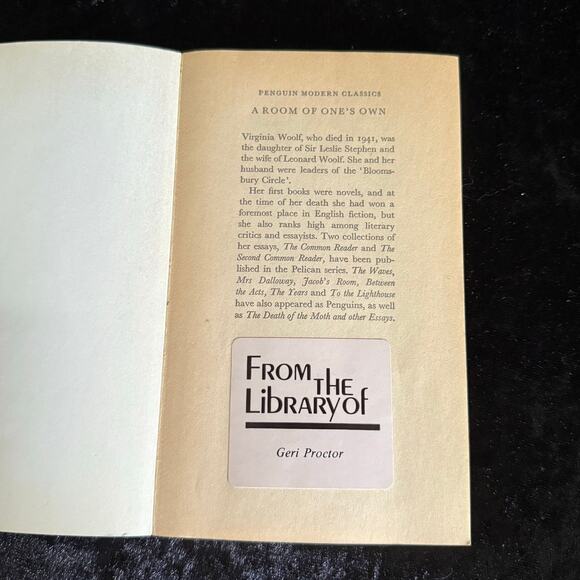 A Room Of One’s Own by Virginia Woolf | 1973 | Vintage Penguin Classic - Picture 4 of 10